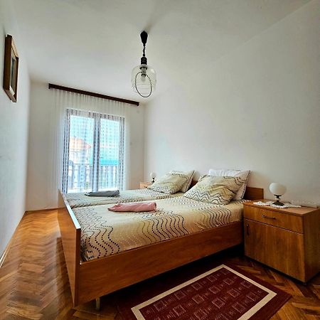 Apartman Agava Njivice Eksteriør billede